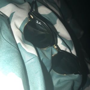 Round Clubmaster Raybans